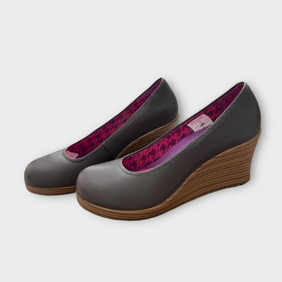 A-Leigh Closed Toe Wedge By Crocs In Espresso/Walnut Sz 6 - Picture 1 of 7